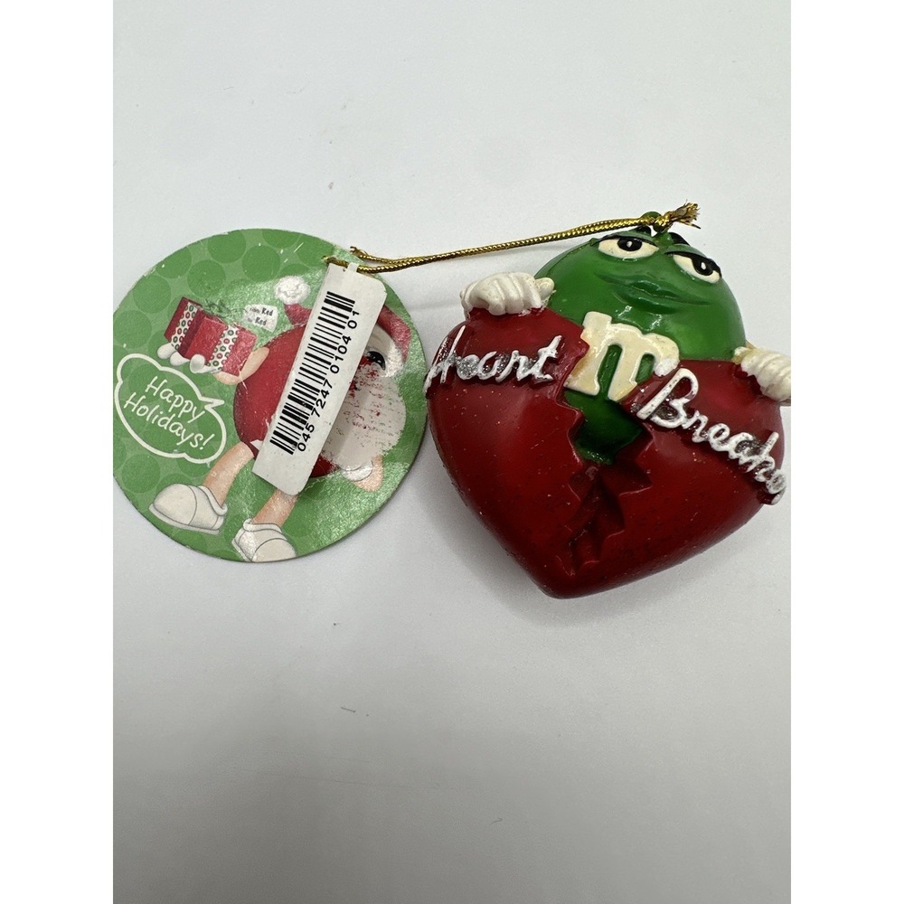 M&M's Heart Breaker Christmas Ornament Red Green Candy Character 2007‎ Holiday